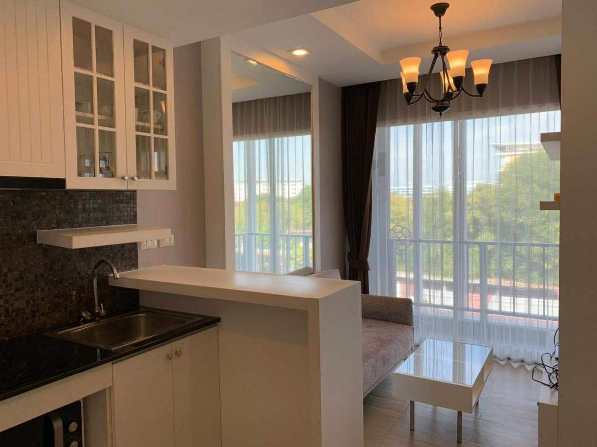 Cozy Near Beach 200M With Toproof Pool At Patio Bangsaen Extérieur photo