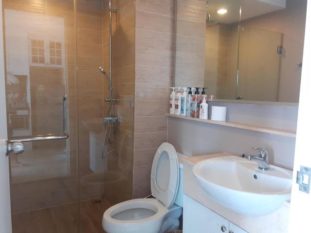 Cozy Near Beach 200M With Toproof Pool At Patio Bangsaen Extérieur photo